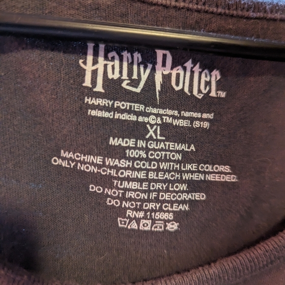 Harry Potter Hufflepuff Tank - Picture 3 of 3